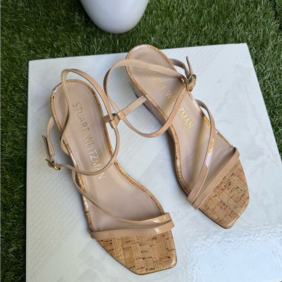 Stuart Weitzman
Oasis 50MM Leather Wedge Sandalsa size 7 Adobe (Nude) Cork - Picture 10 of 13